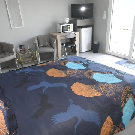 Grande A Louer Steinbrunn-le-Bas